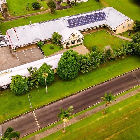 Tropical Lodge Innisfail Dış mekan fotoğraf