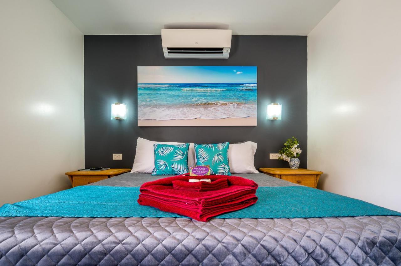 Tropical Lodge Innisfail Dış mekan fotoğraf