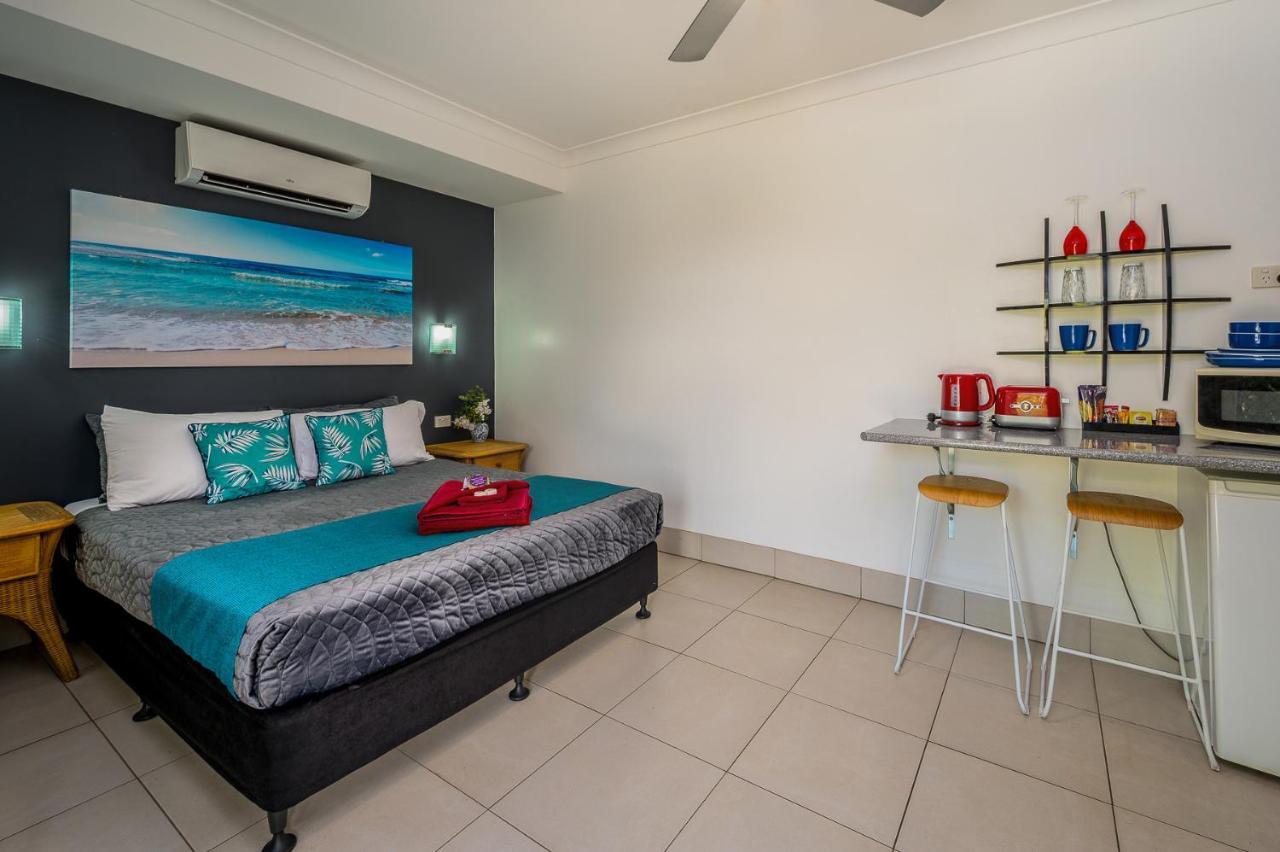 Tropical Lodge Innisfail Dış mekan fotoğraf