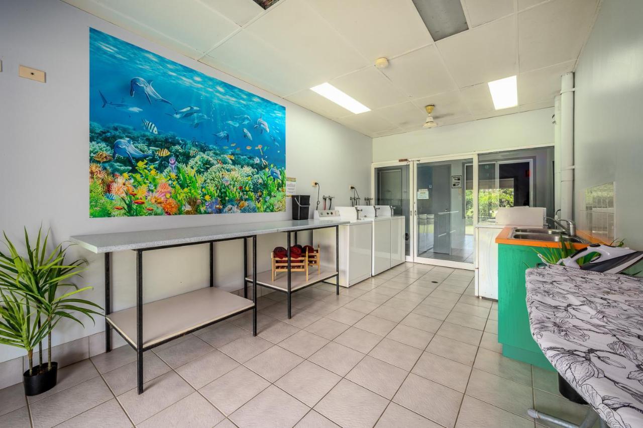 Tropical Lodge Innisfail Dış mekan fotoğraf